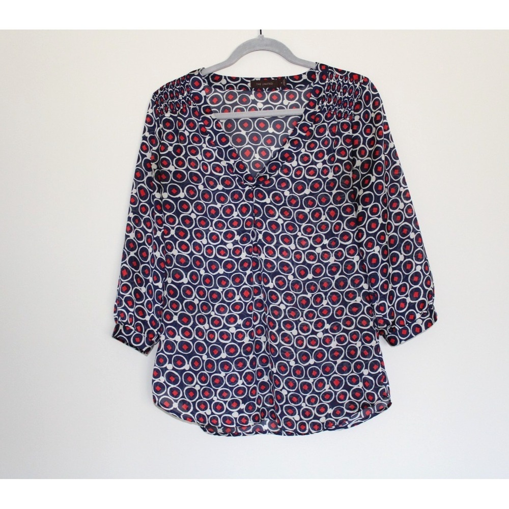 The Limited Women's Geometric Circle Printed Sheer V-Neck 3/4 Sleeve Blouse Med